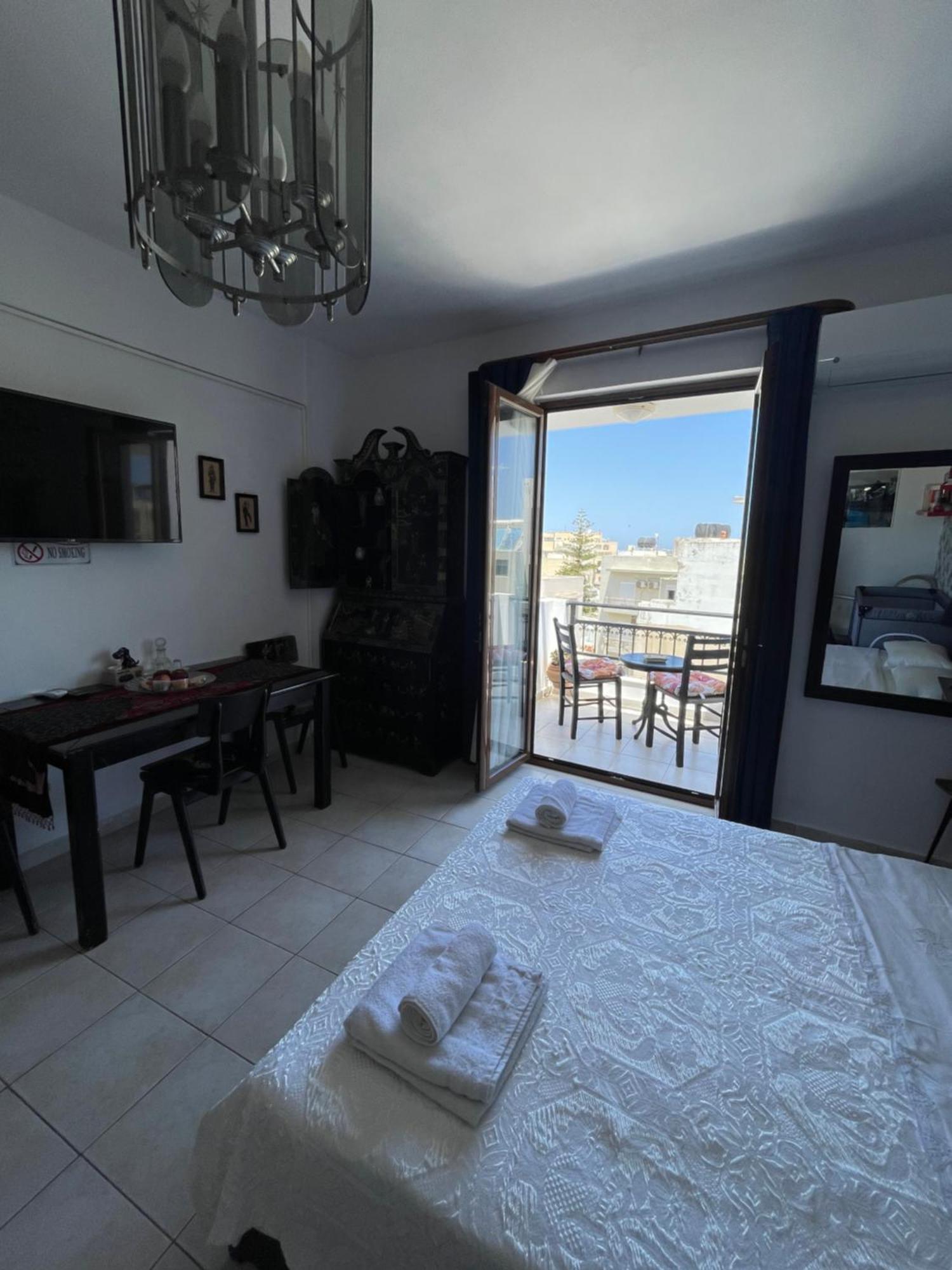 Retire Flat In The Heart Of City Heraclión Exterior foto