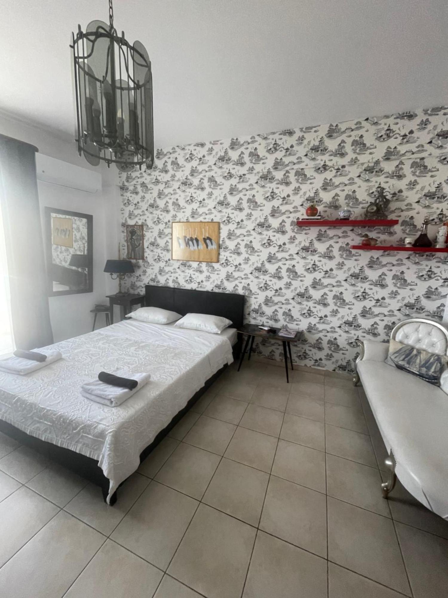 Retire Flat In The Heart Of City Heraclión Exterior foto