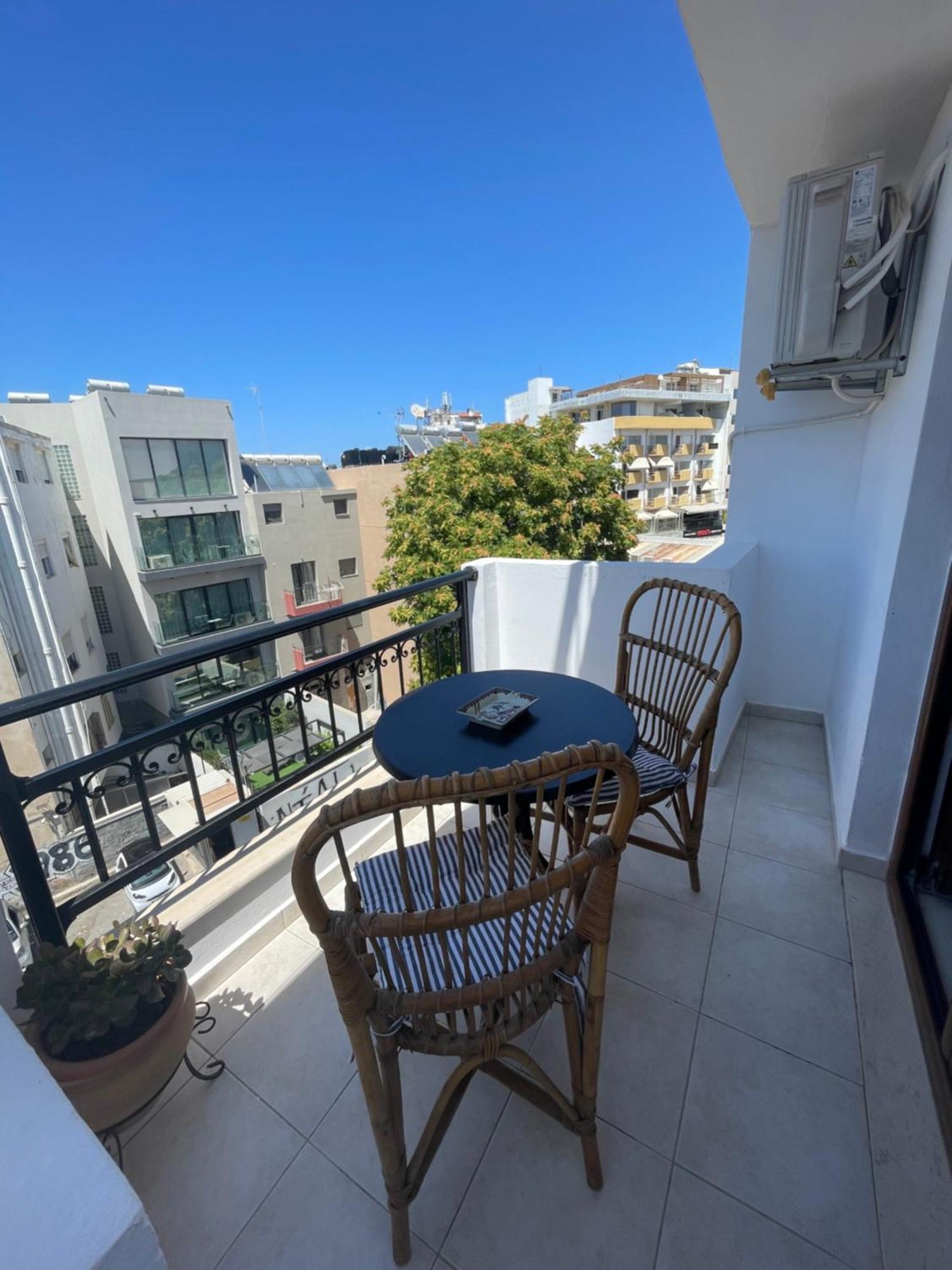 Retire Flat In The Heart Of City Heraclión Exterior foto
